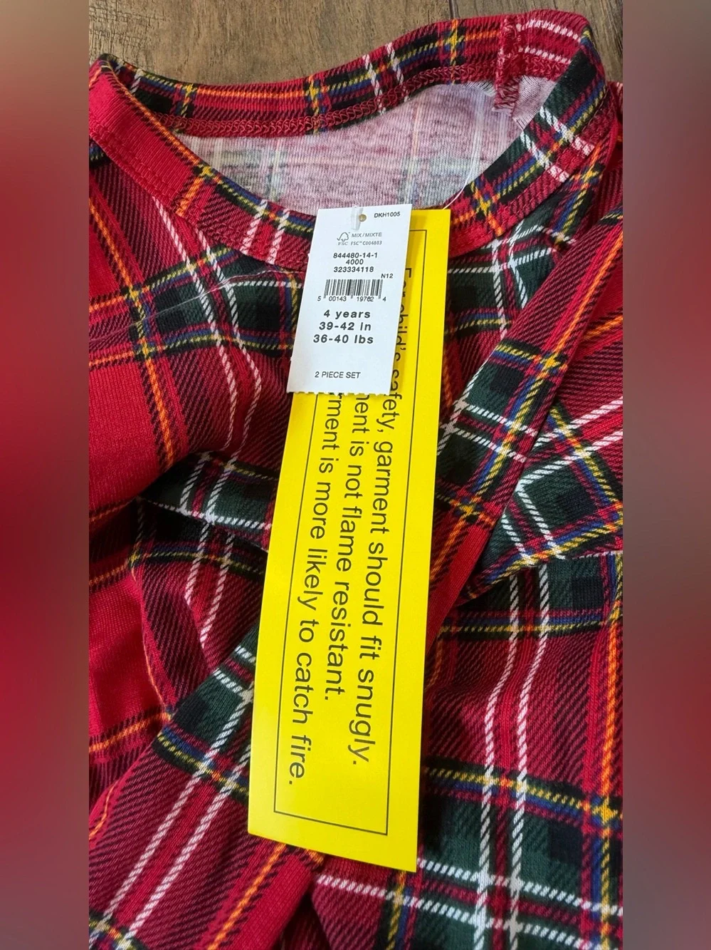 GAP Kids Organic Cotton Holiday Red Tartan Plaid Pajama Set, Size 4T, NEW